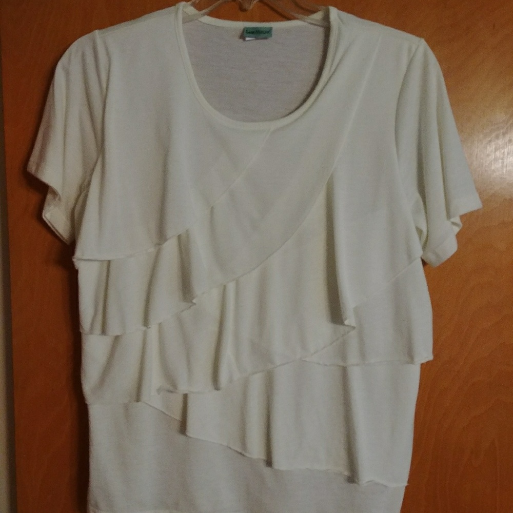 Cream color ladies tear blouse no rips no tears fr